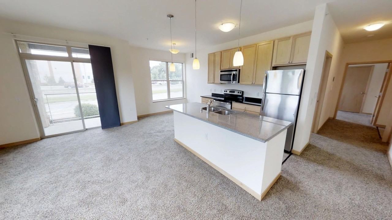 Tyberius Terrace Apartments - Photo 3 of 8