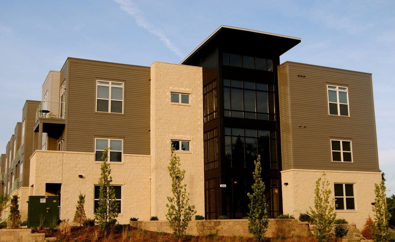 Tyberius Terrace Apartments - Photo 7 of 8