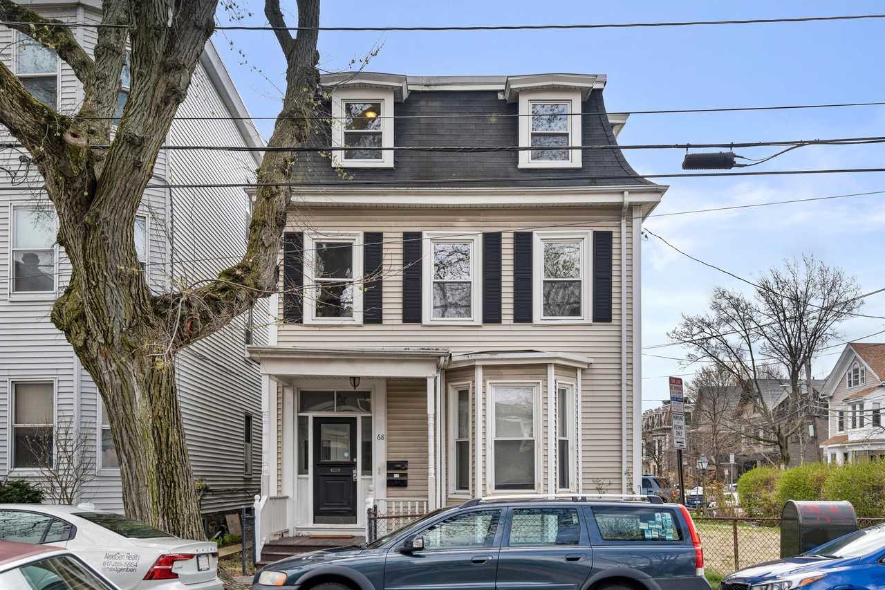 68 Pleasant St #2 - Photo 3 of 26