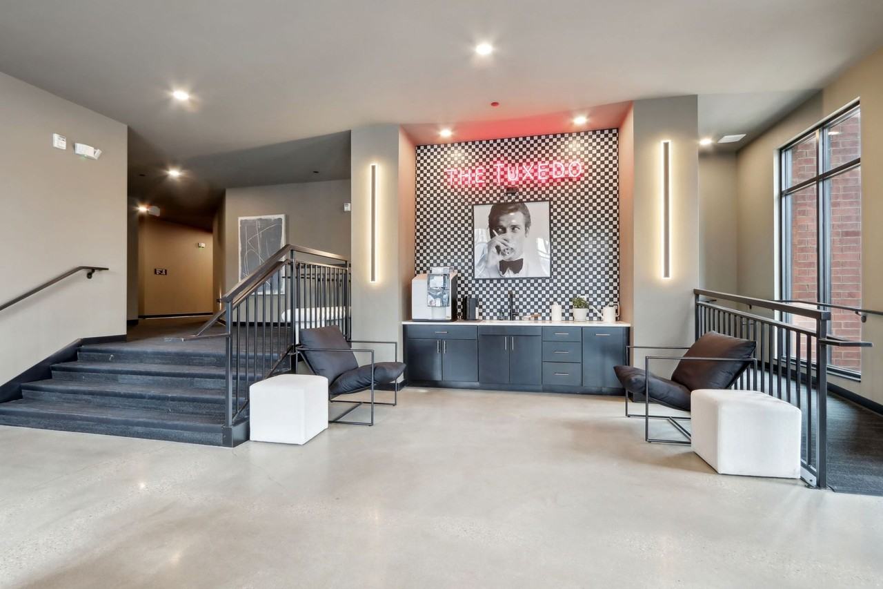 The Tuxedo Apartments - Photo 5 of 29