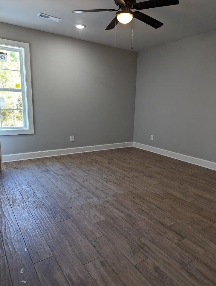 513 Martin Dr #B - Photo 7 of 8