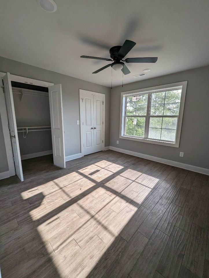 513 Martin Dr #B - Photo 2 of 8