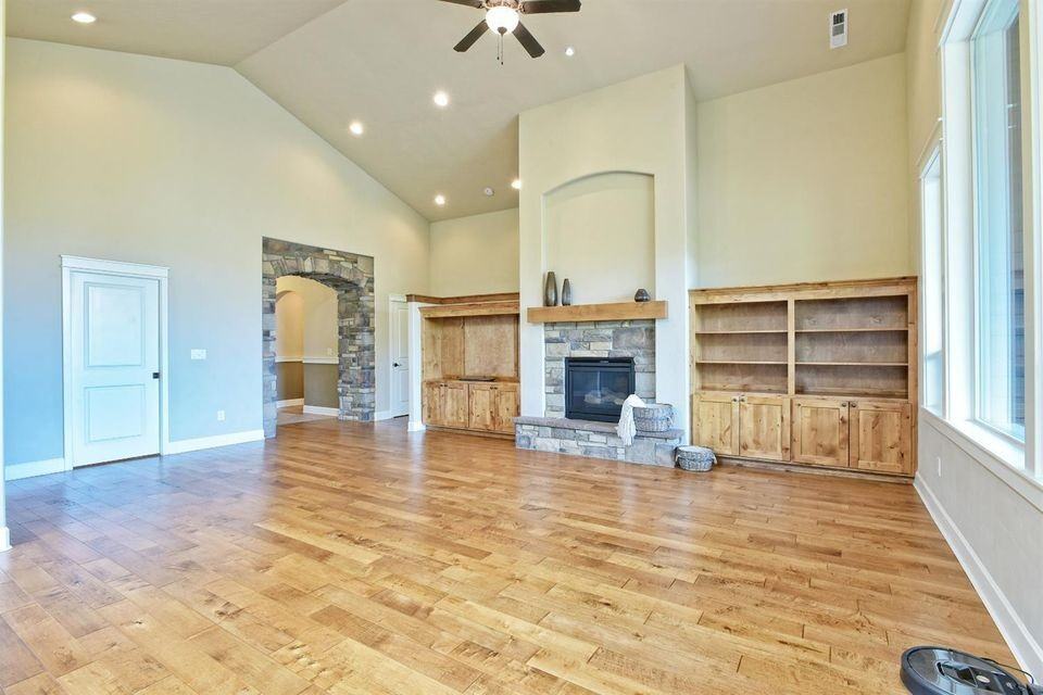 3625 Camina Dr - Photo 3 of 26