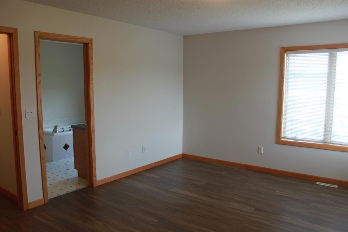 1705 2nd St #A - Photo 3 of 30