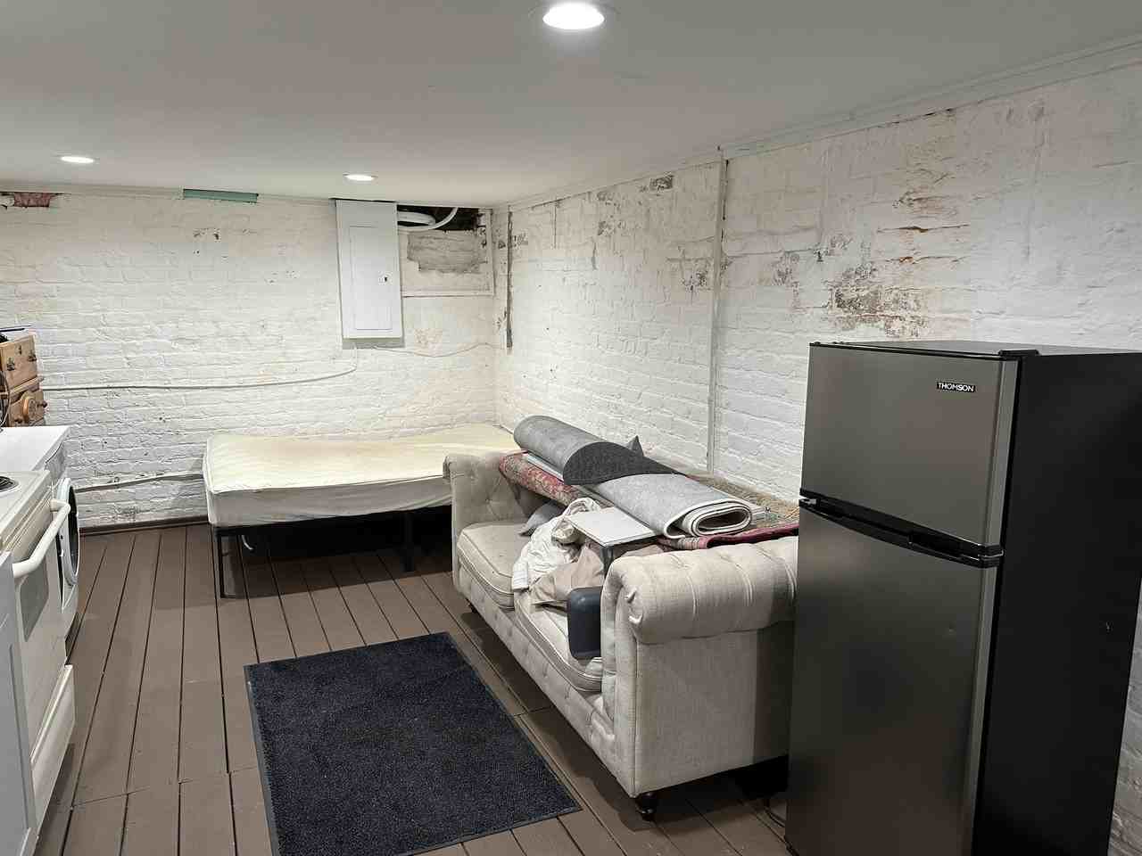 312 N 25th St #4 - Photo 3 of 5