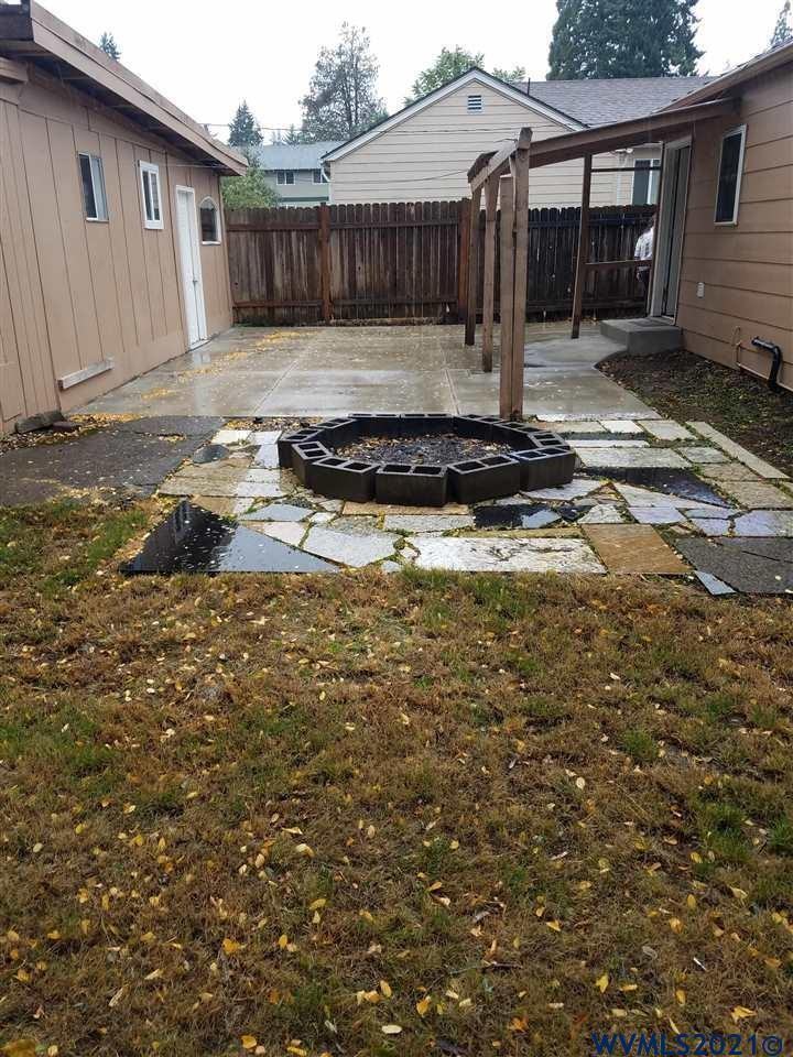 658 Browning Ave S #1 - Photo 6 of 6