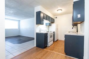 featured image of 1800 E 1st St N #101