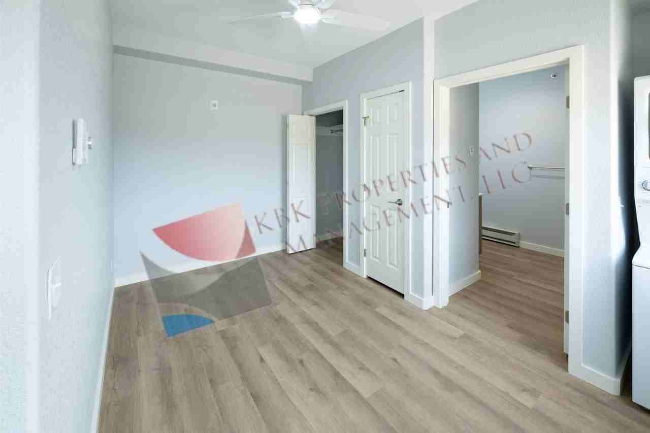 809 Indiana Avenue - Photo 5 of 48