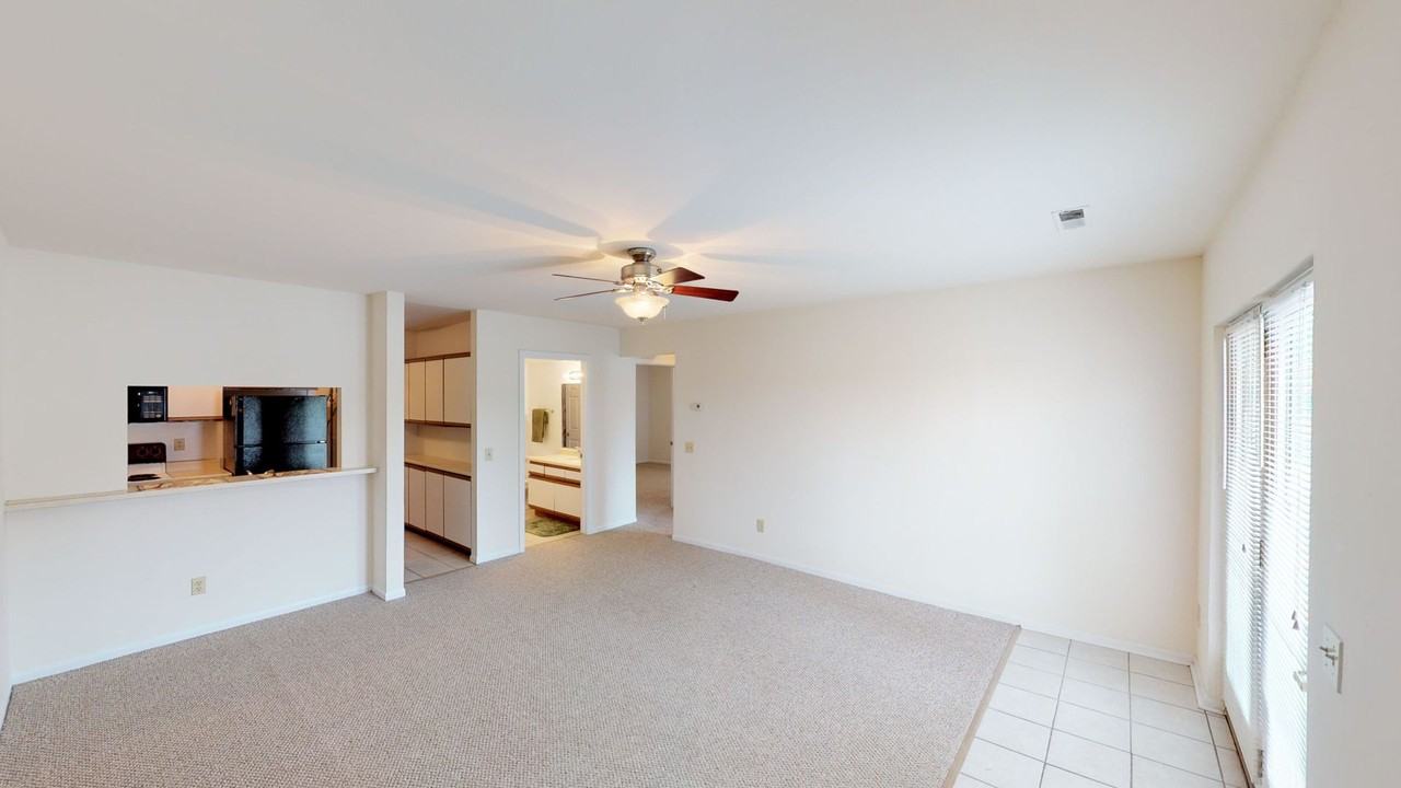 Muirfield Apartments - Photo 3 of 12