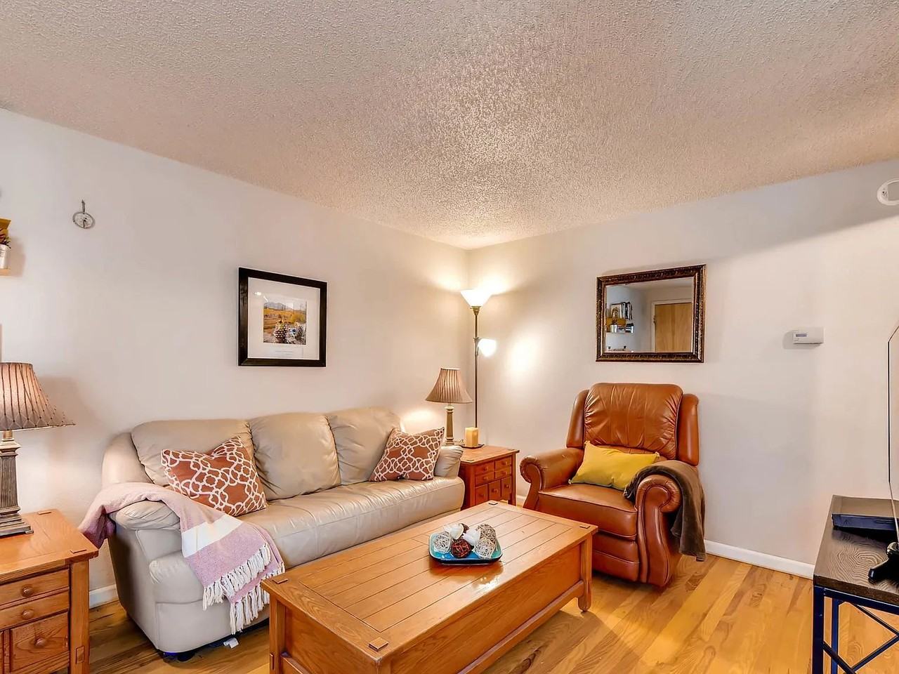 148 S Emerson St Apt 203 - Photo 5 of 19