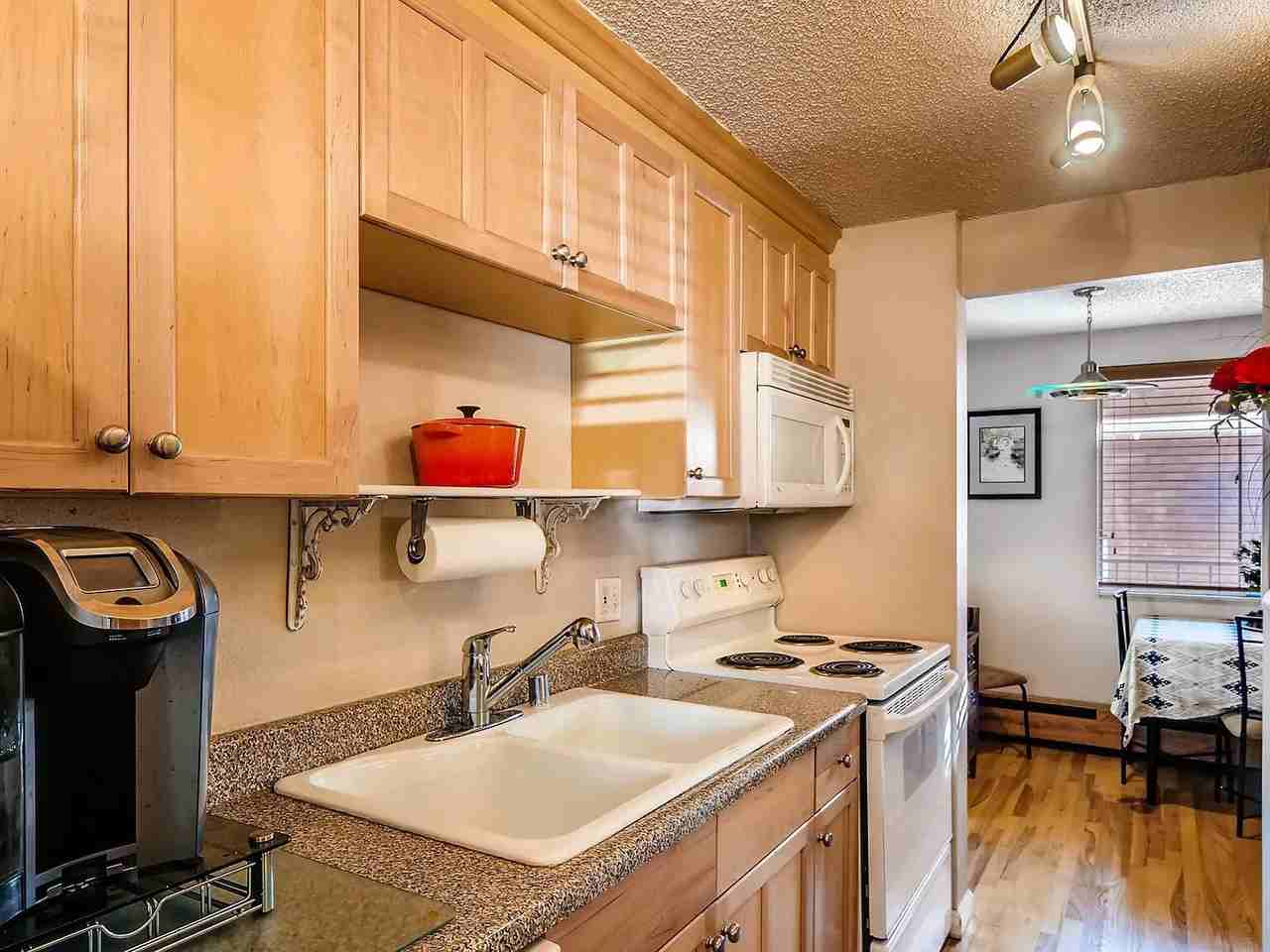 148 S Emerson St Apt 203 - Photo 7 of 19