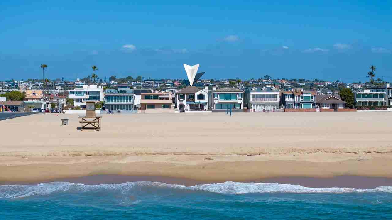 1228 W Oceanfront - Photo 2 of 33
