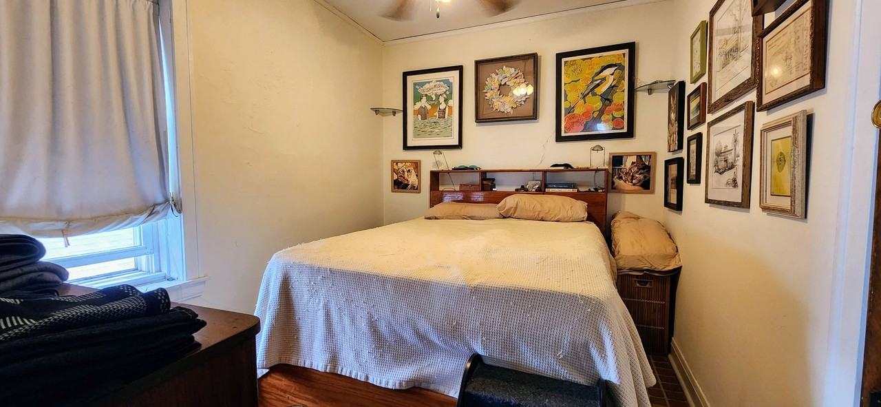 1923 W Belle Plaine Ave Apt 3f #3F - Photo 7 of 11