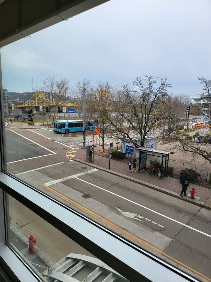 Encore - Photo 2 of 27