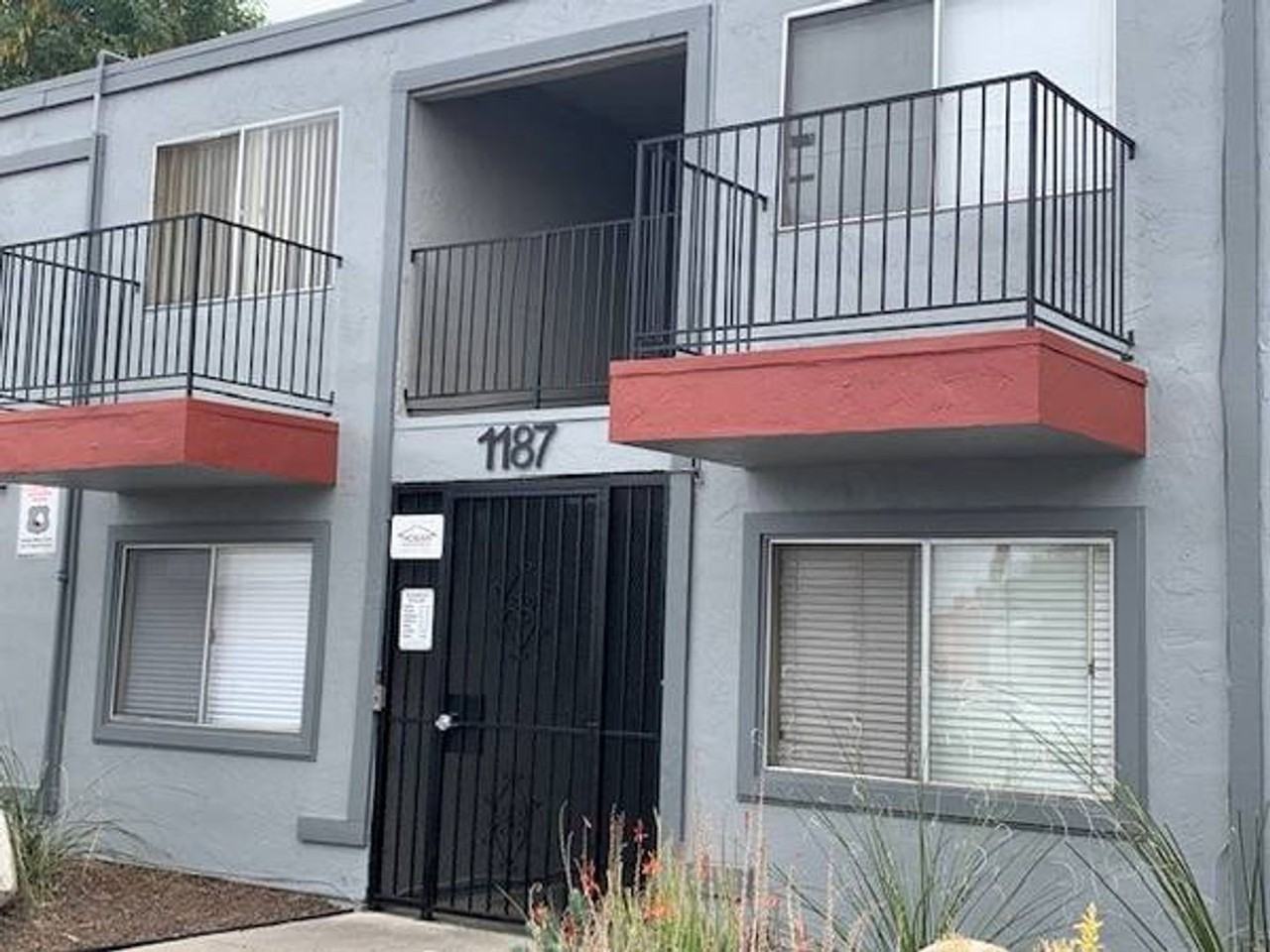 Madison Palms - Photo 2 of 13