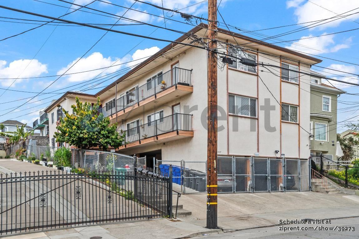 2039 8th Ave #6 - Photo 2 of 21