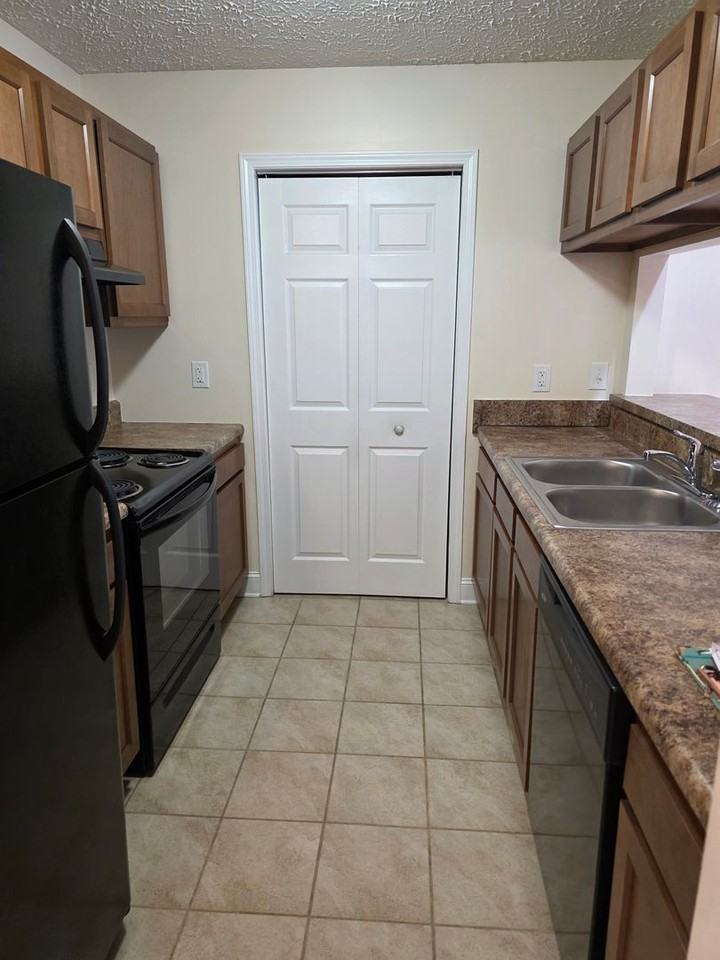 Capulet Way - Photo 7 of 26