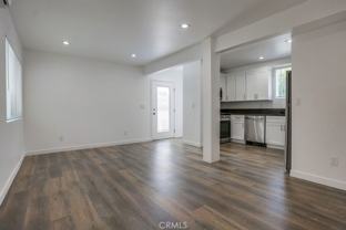 869 Glenway Dr - Photo 1 of 1