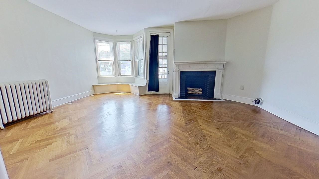 39 Main St - Photo 3 of 8
