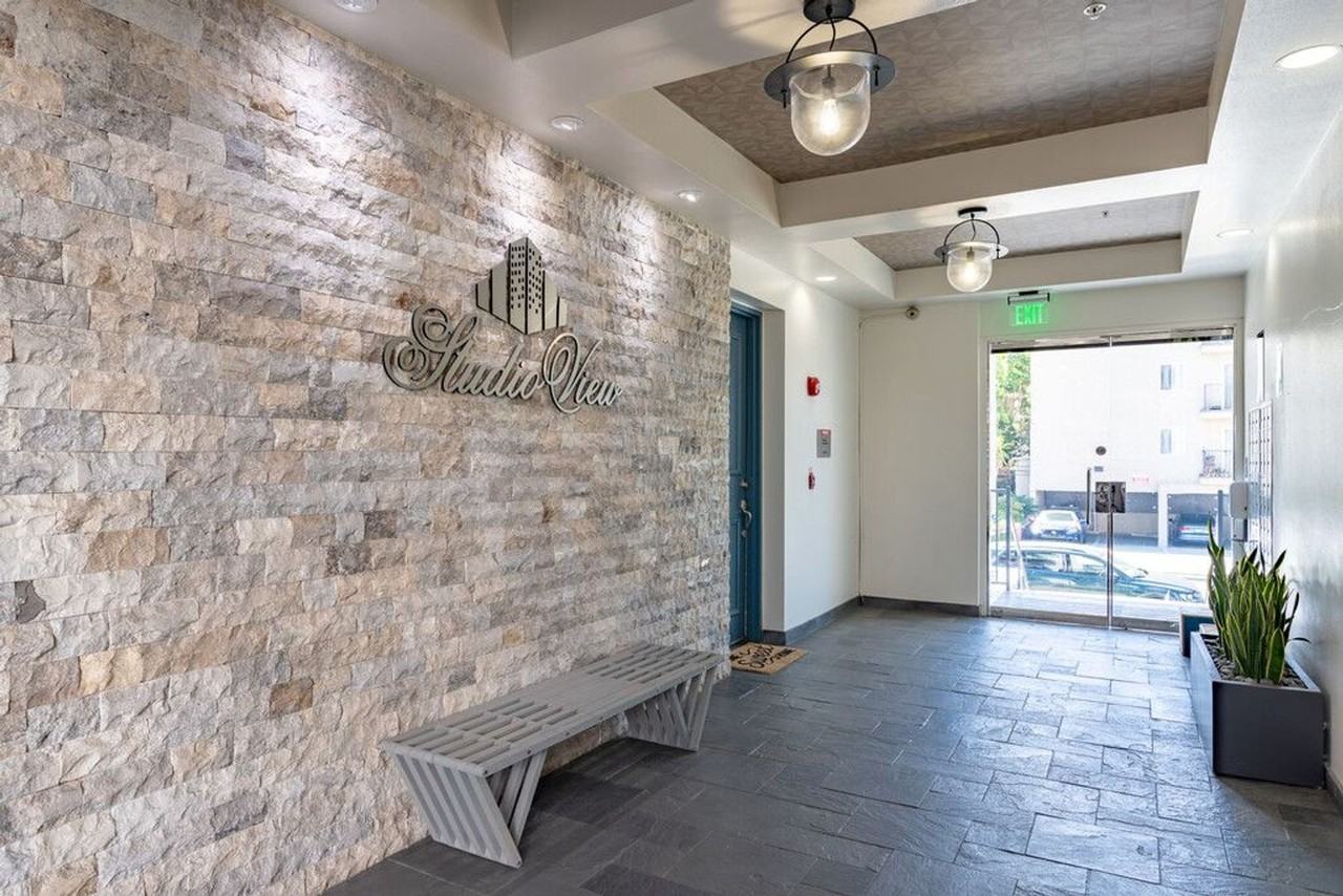 Studio View Apartment Homes - Photo 3 of 6