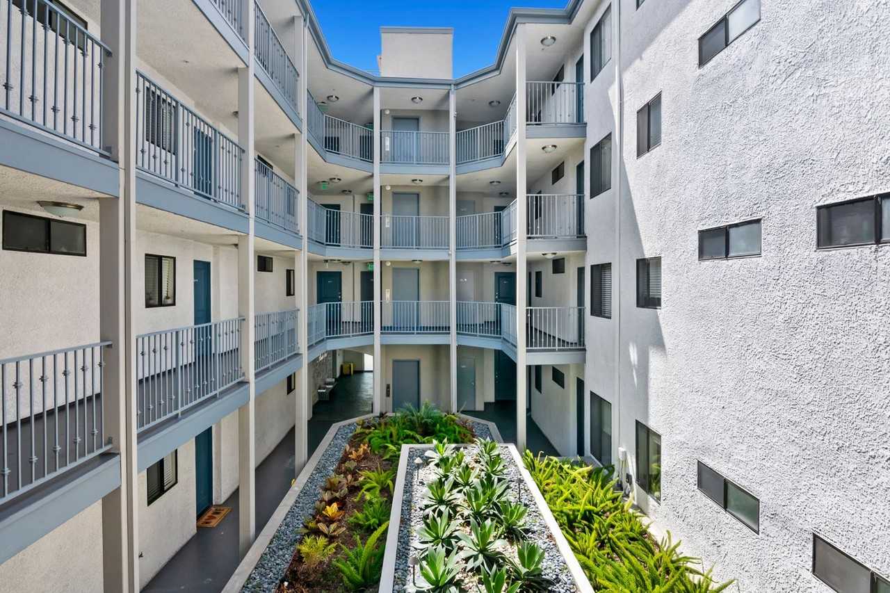 Studio View Apartment Homes - Photo 4 of 6