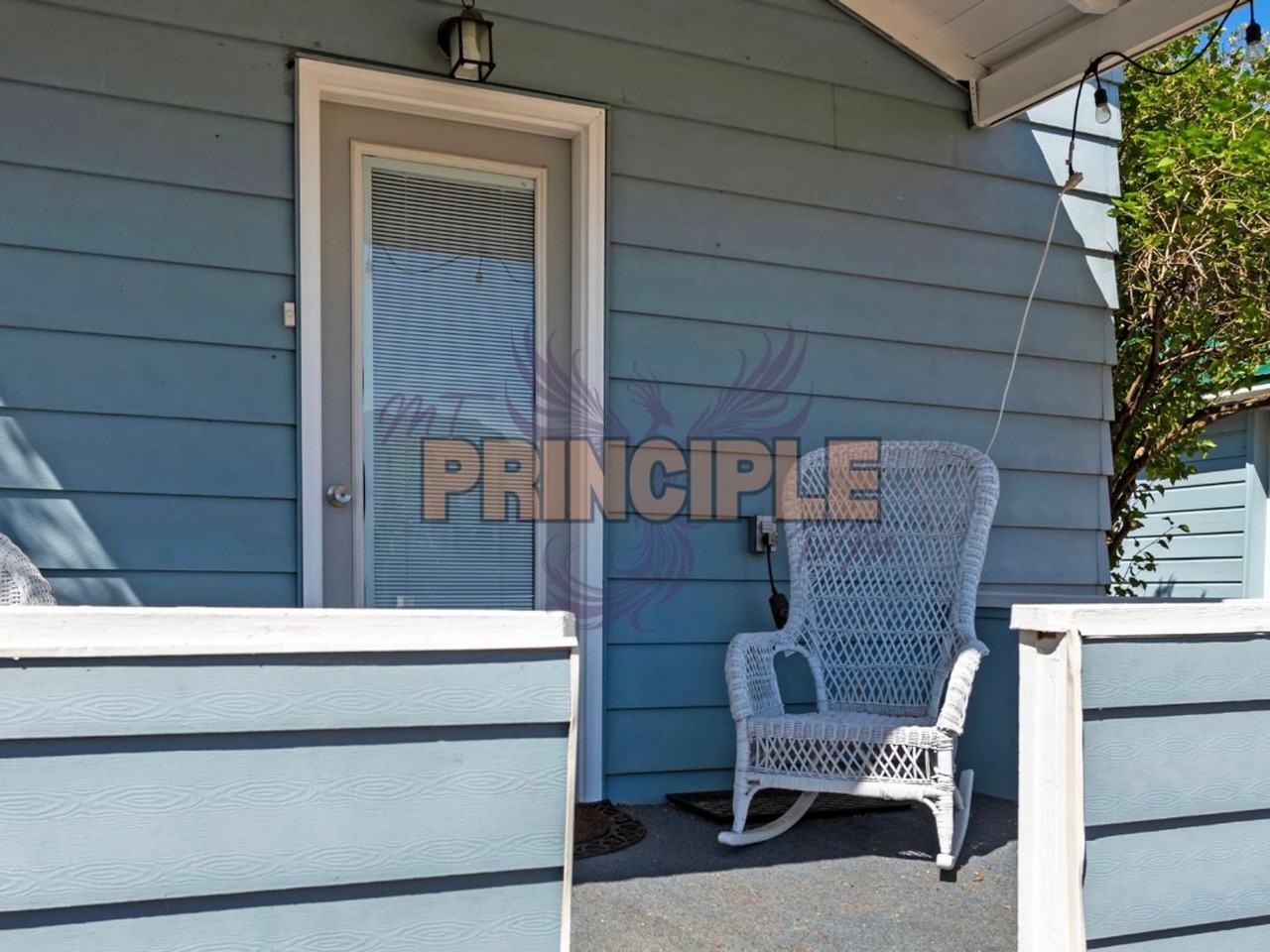 2021 Johns Ave - Photo 4 of 18