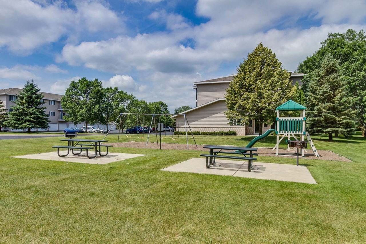 Gray's Landing - Photo 3 of 10