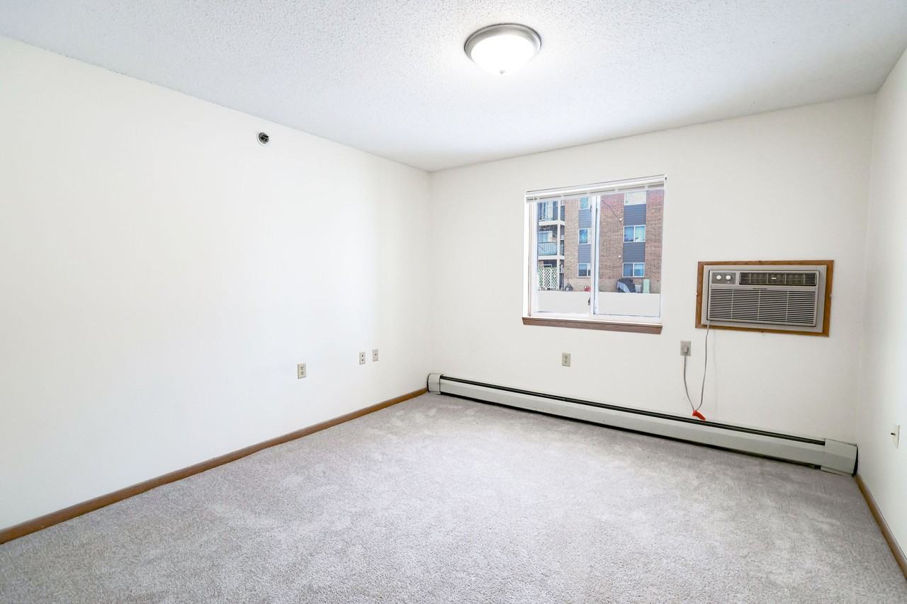 Gray's Landing - Photo 7 of 10