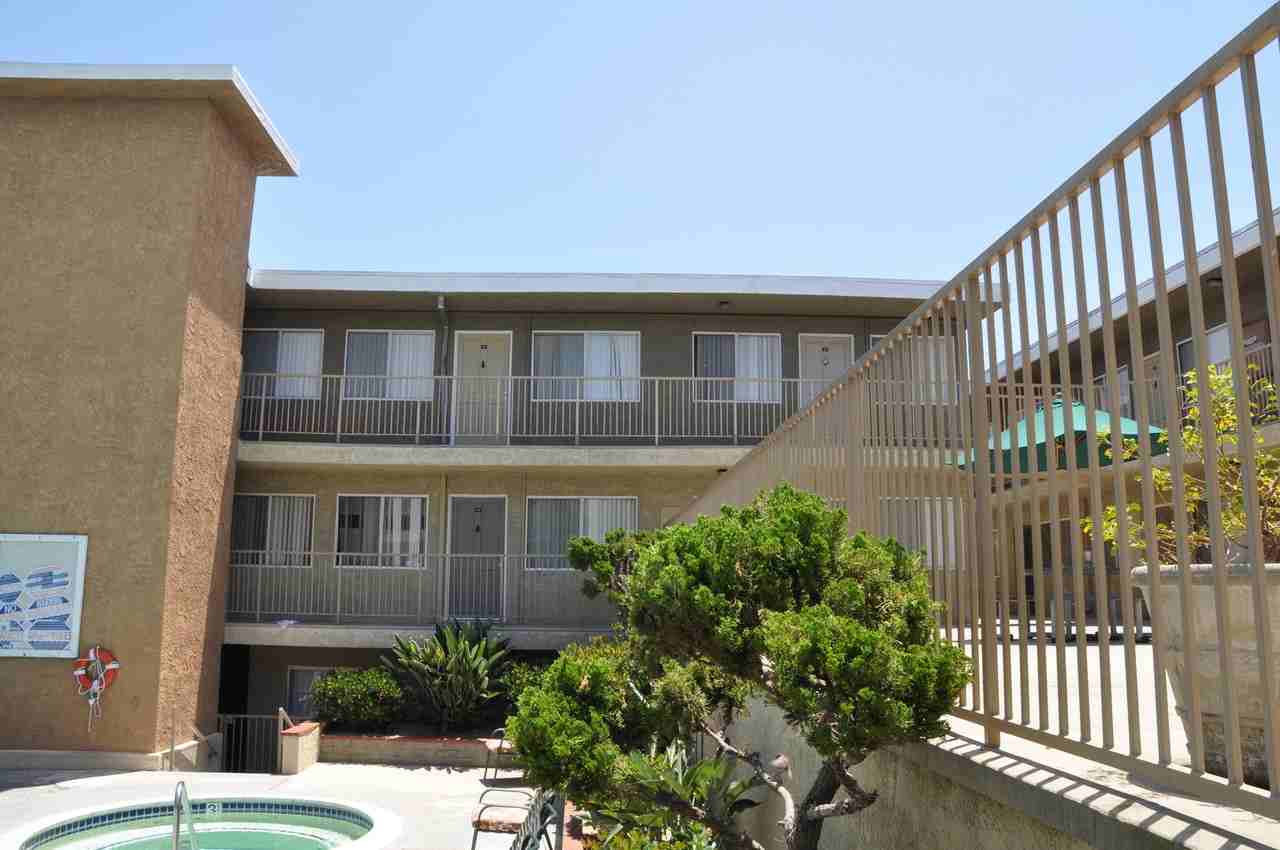 El Capistrano - Photo 2 of 40