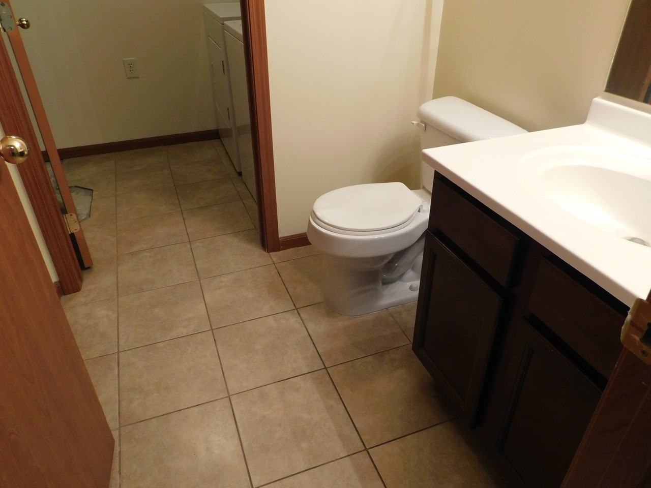 1420 East 14th - Photo 2 of 8