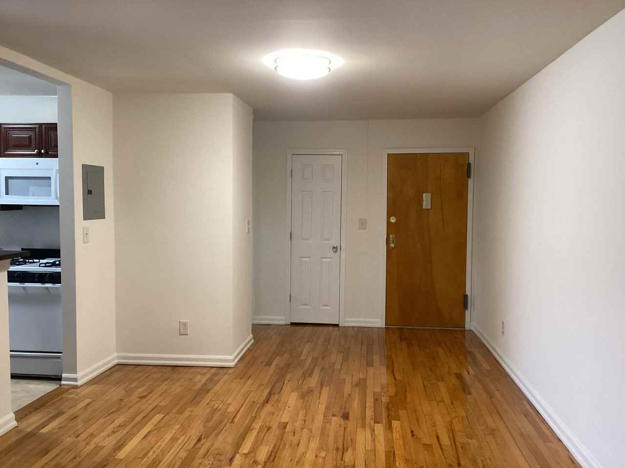 2 Wildwood Gdns #2F1 - Photo 3 of 7