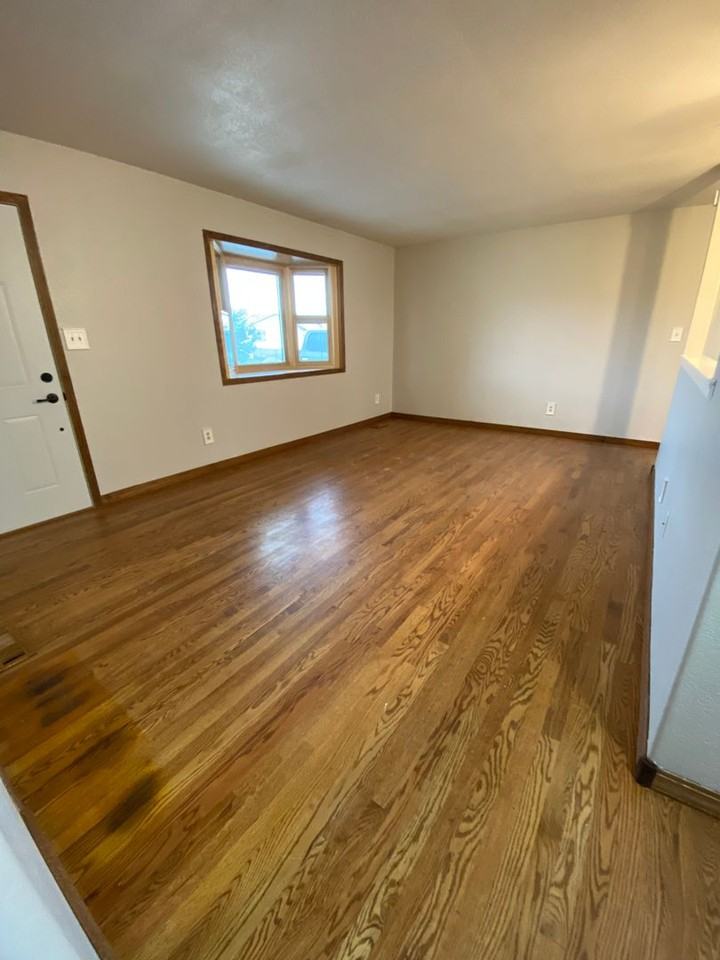 1612 E 24th St - Photo 2 of 19