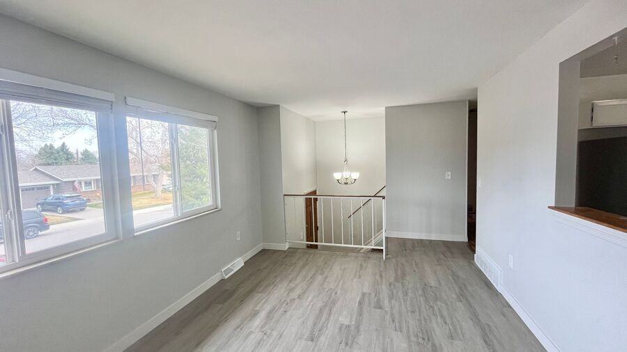 3500 W Edgemore Pl - Photo 2 of 18