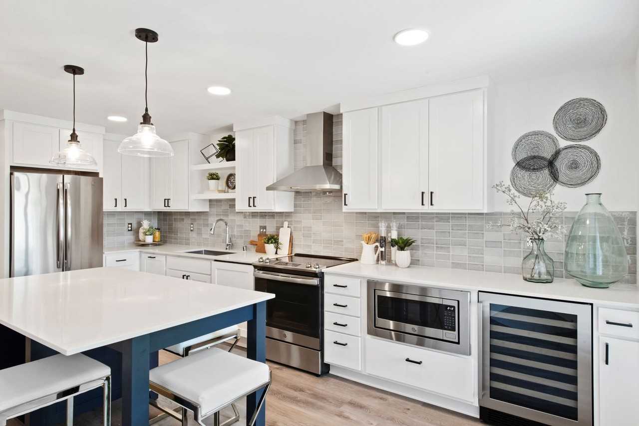 Westfield - Photo 5 of 27