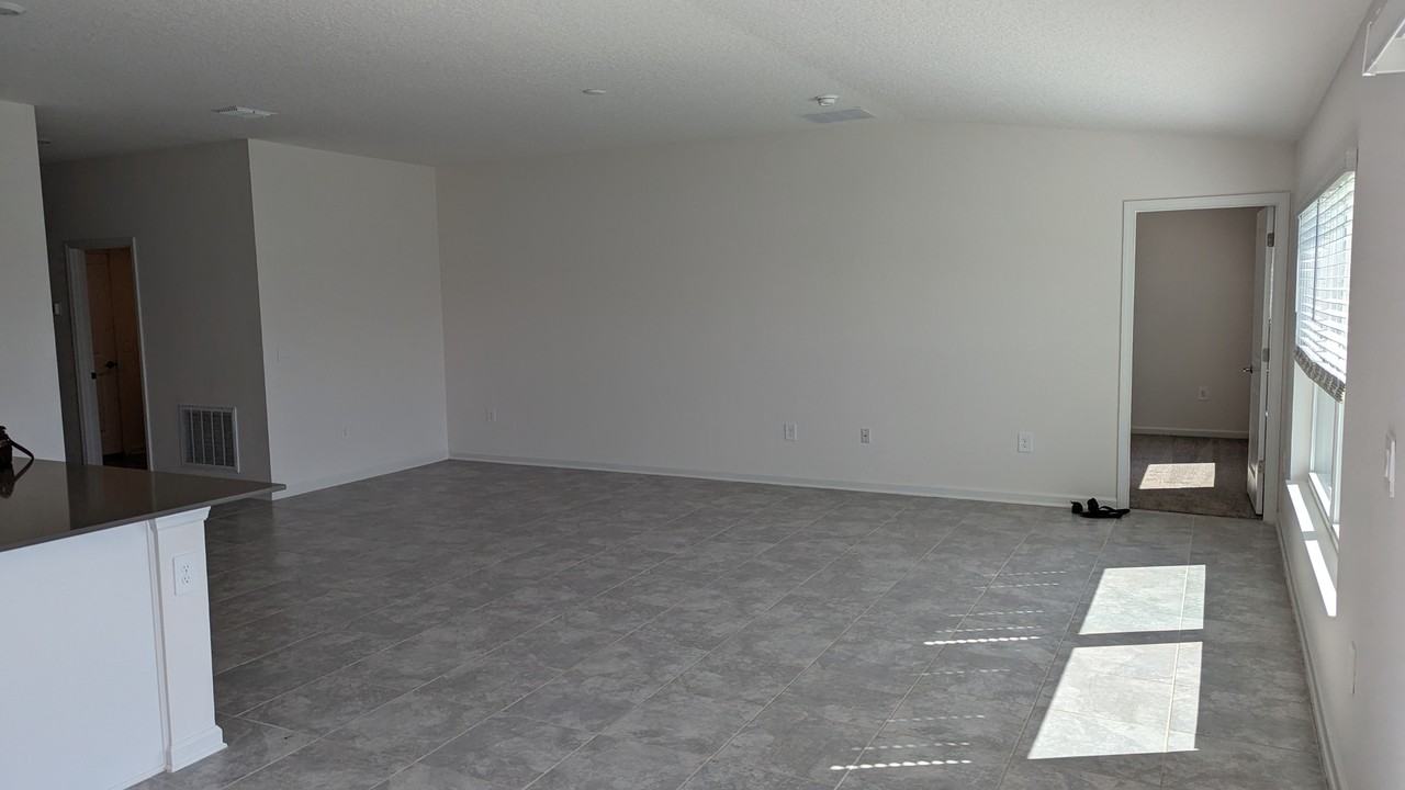 876 Laurel View Way #NA - Photo 6 of 22