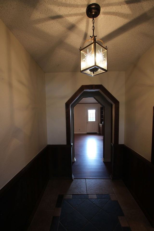 2201 Tweed Ct - Photo 2 of 22