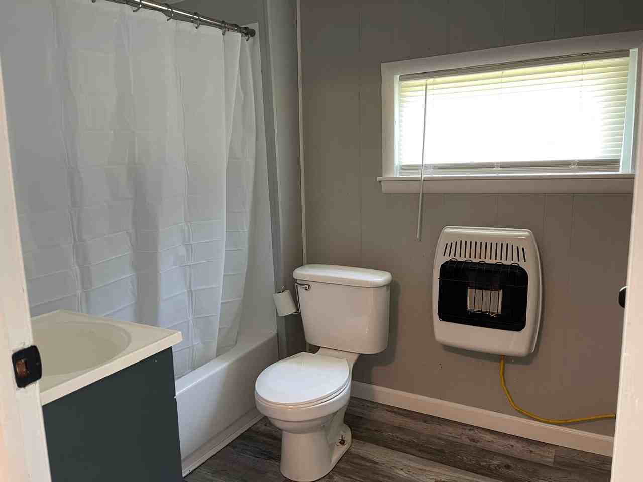 214 N 2nd St - Photo 2 of 7