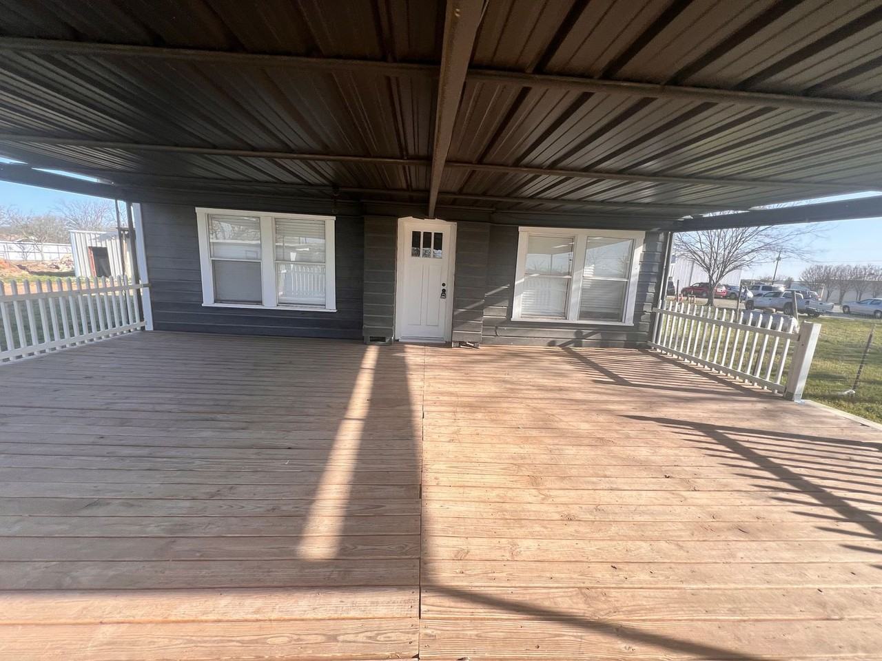 3506 County Road 920 - Photo 3 of 13