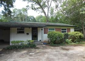 featured image of 1641 Airport Dr