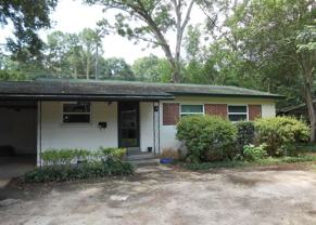 1641 Airport Dr - Photo 1 of 1