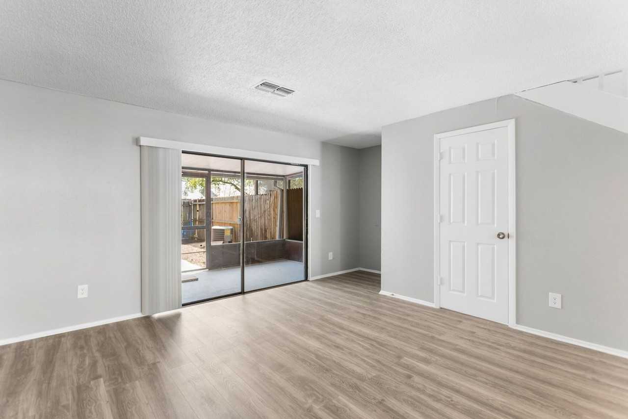 2820 S Pines Dr #132 - Photo 5 of 30