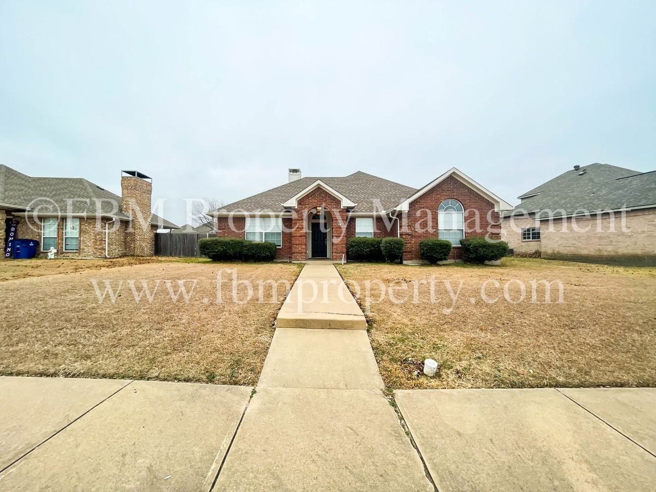 2702 Boyd St - Photo 2 of 18