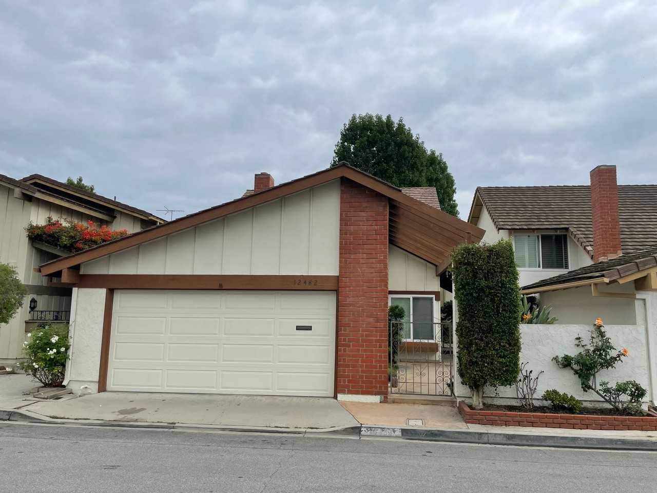 12482 Rainier Cir - Photo 2 of 46