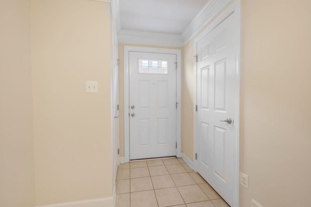 3836 Cullingworth Rd - Photo 2 of 19