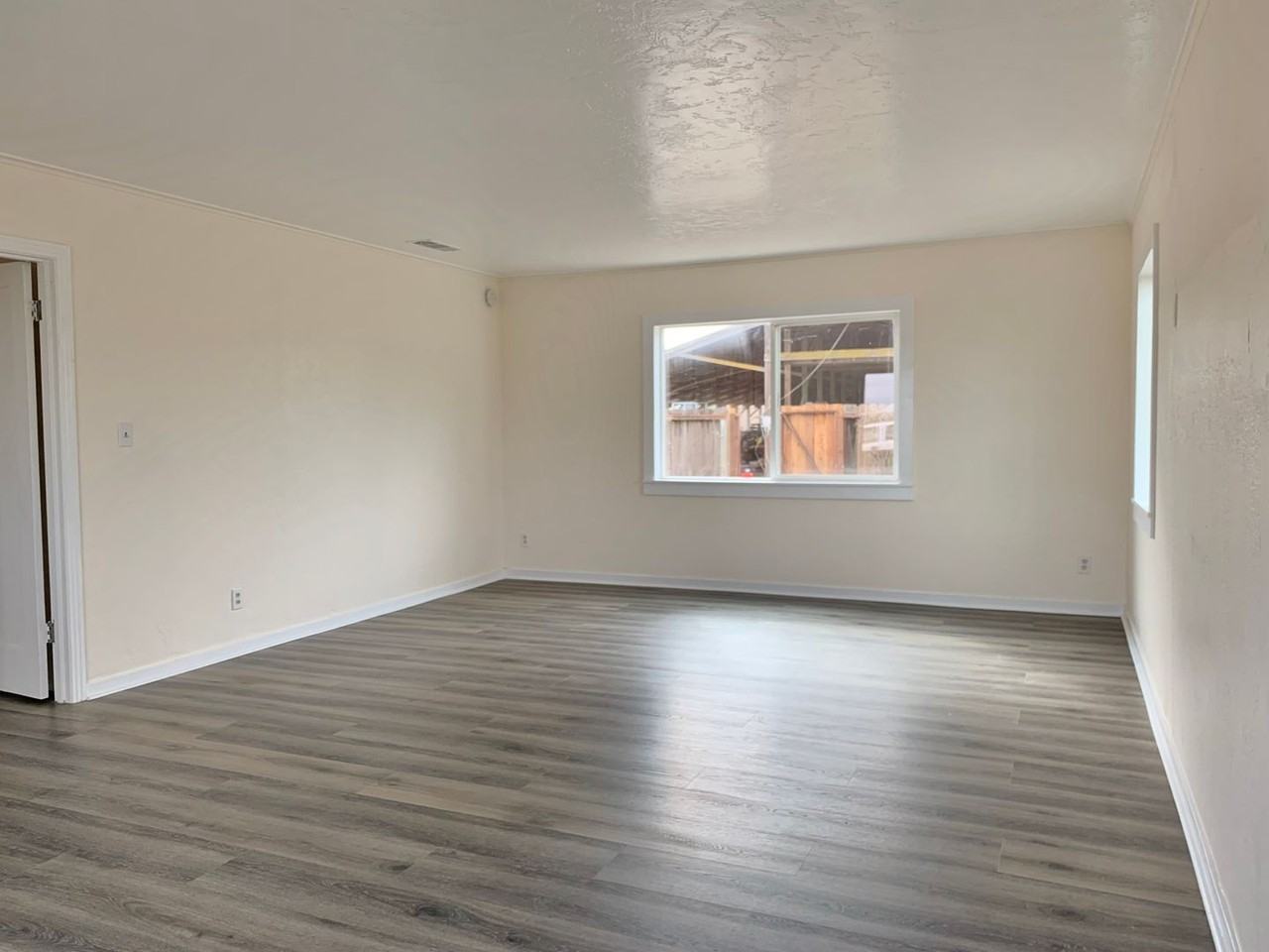 2885 Cienega Rd - Photo 3 of 28