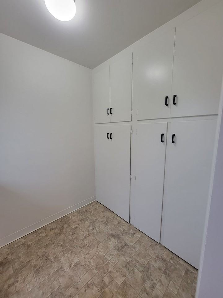 505 Sycamore St - Photo 7 of 15