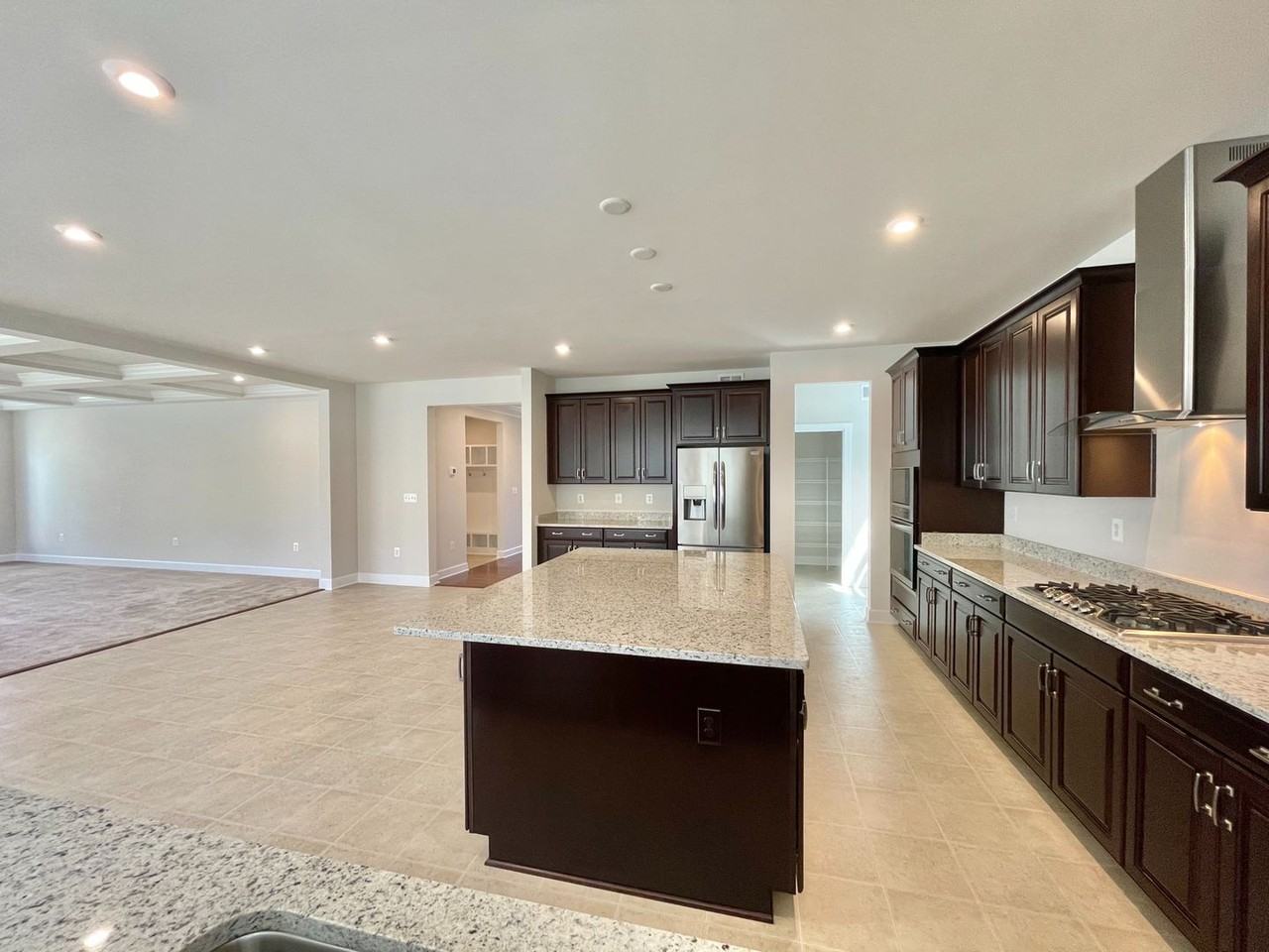 1308 Coastal Ave - Photo 6 of 43