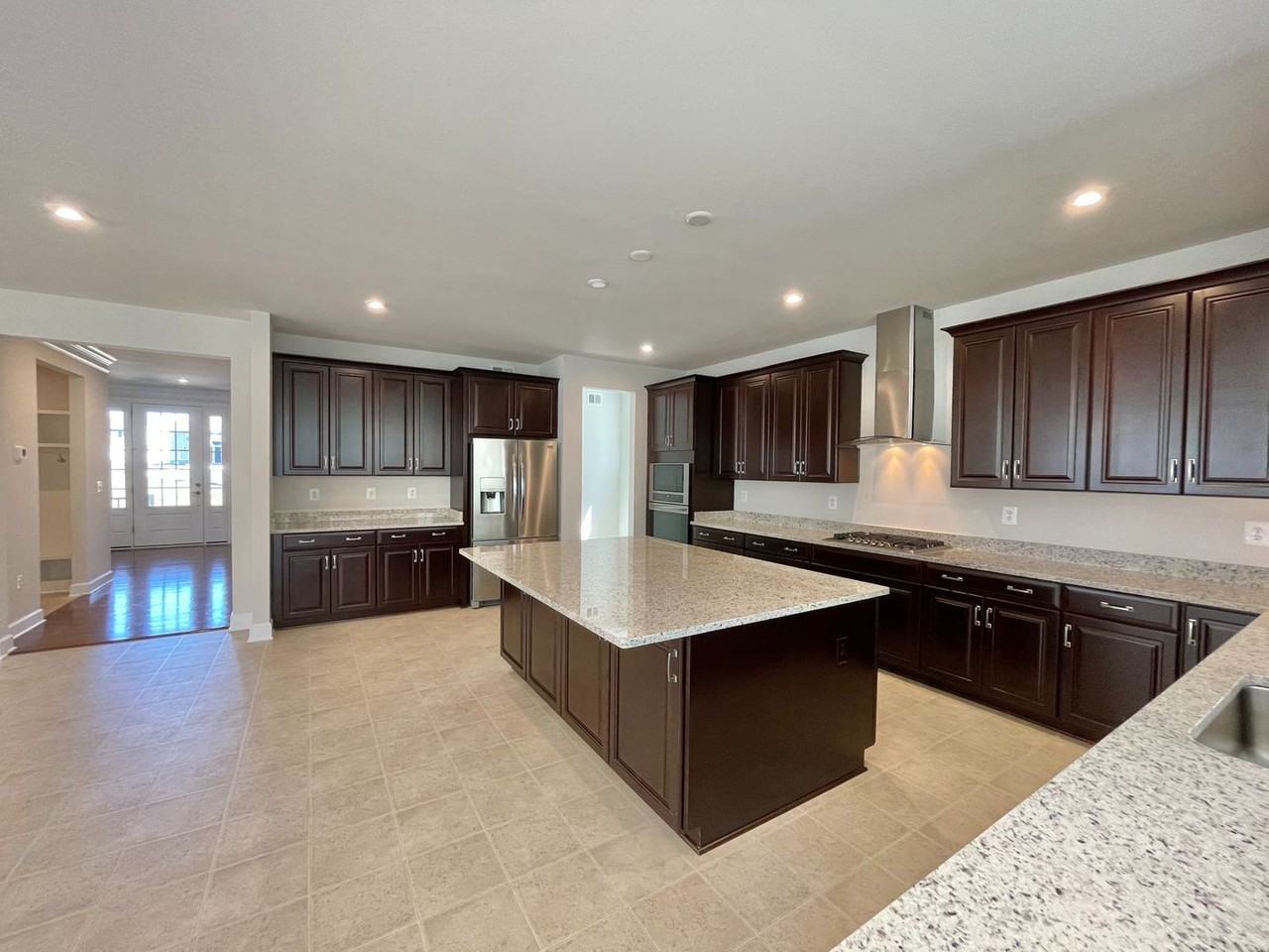 1308 Coastal Ave - Photo 3 of 43