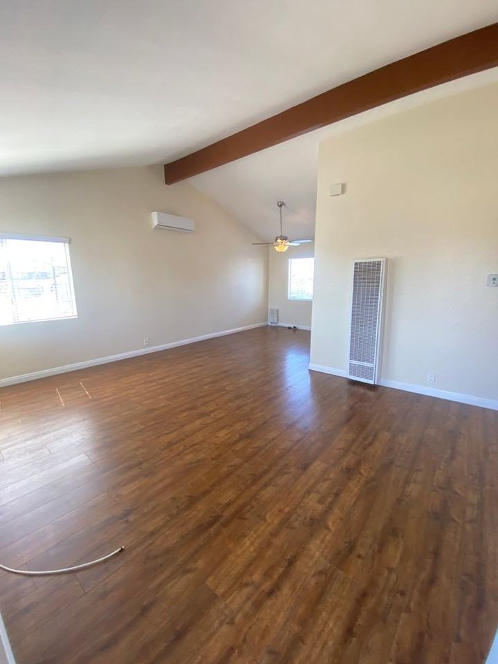 1367 Grand Ave - Photo 2 of 25