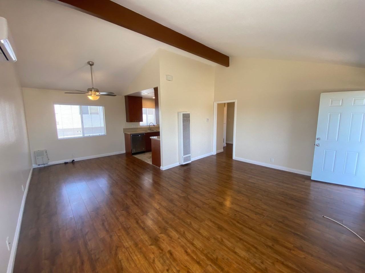 1367 Grand Ave - Photo 3 of 25